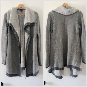Ann Taylor Two-Tone Gray Open-Front Cardigan Sweater